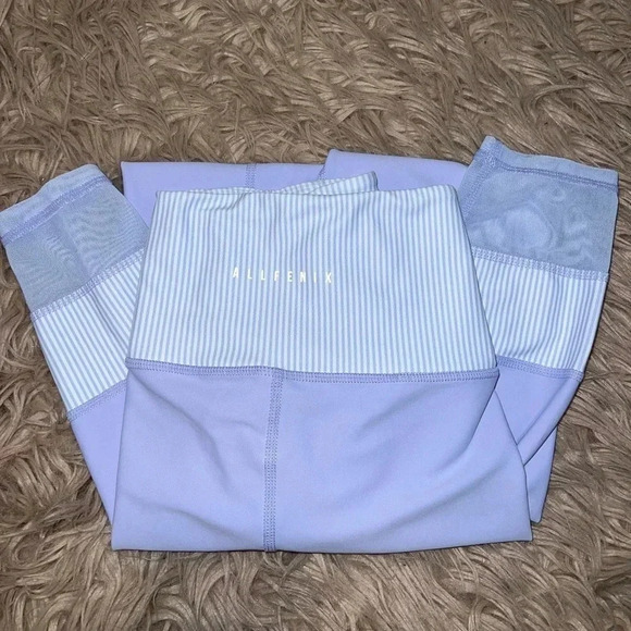 Anthropologie Allfenix purple mesh cuffed leggings with stripes size medium - Picture 1 of 4